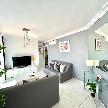 Casa En Con Gran Terraza, Muy Luminosa Y En Tranquila Urbanizacion Holiday home Nerja